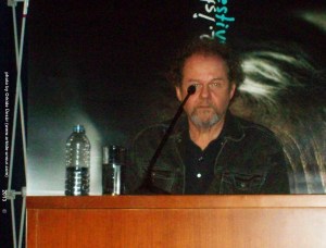Mike Figgis logolu